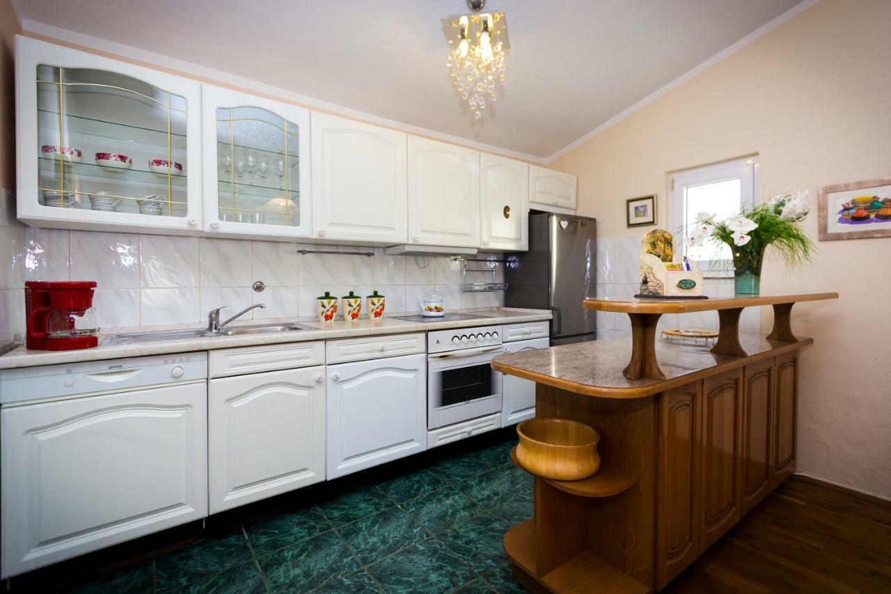 דירות ספליט Apartman Marija מראה חיצוני תמונה