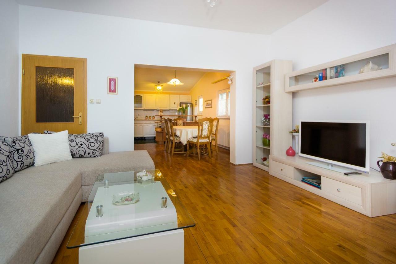דירות ספליט Apartman Marija מראה חיצוני תמונה