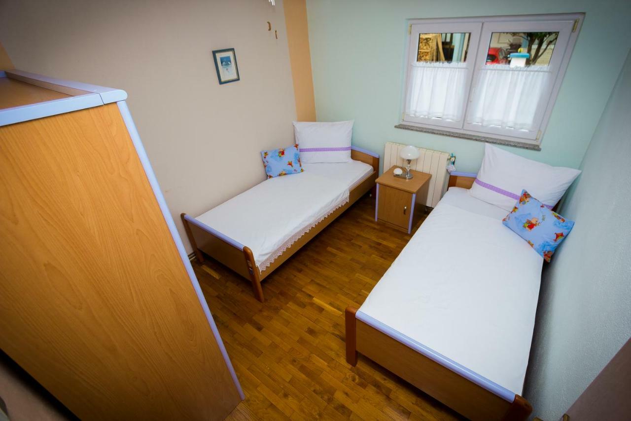 דירות ספליט Apartman Marija מראה חיצוני תמונה